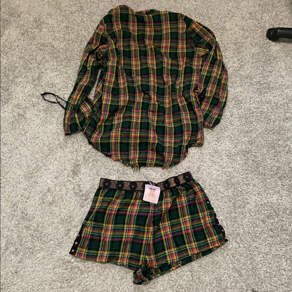 Savage x Fenty Green Plaid Long Sleeve Shorts Pajama Set - Picture 6 of 13